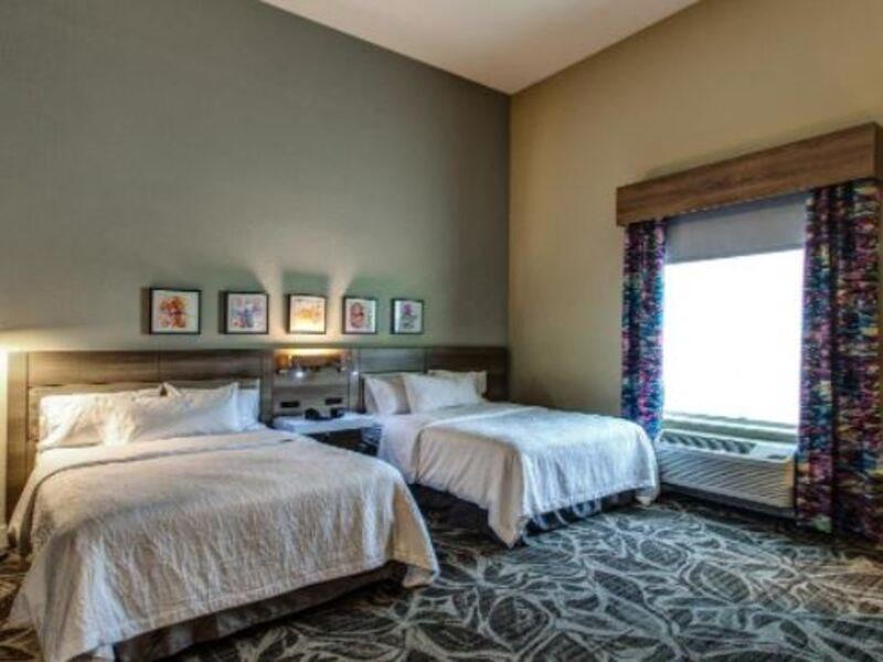 Hilton Garden Inn Topeka Dış mekan fotoğraf