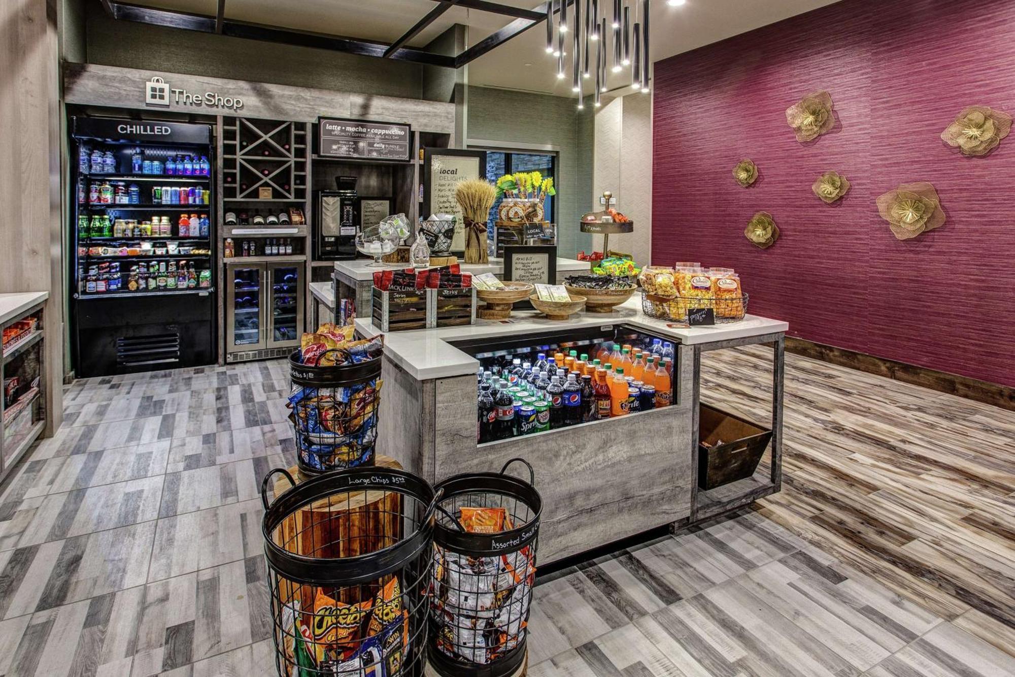 Hilton Garden Inn Topeka Dış mekan fotoğraf